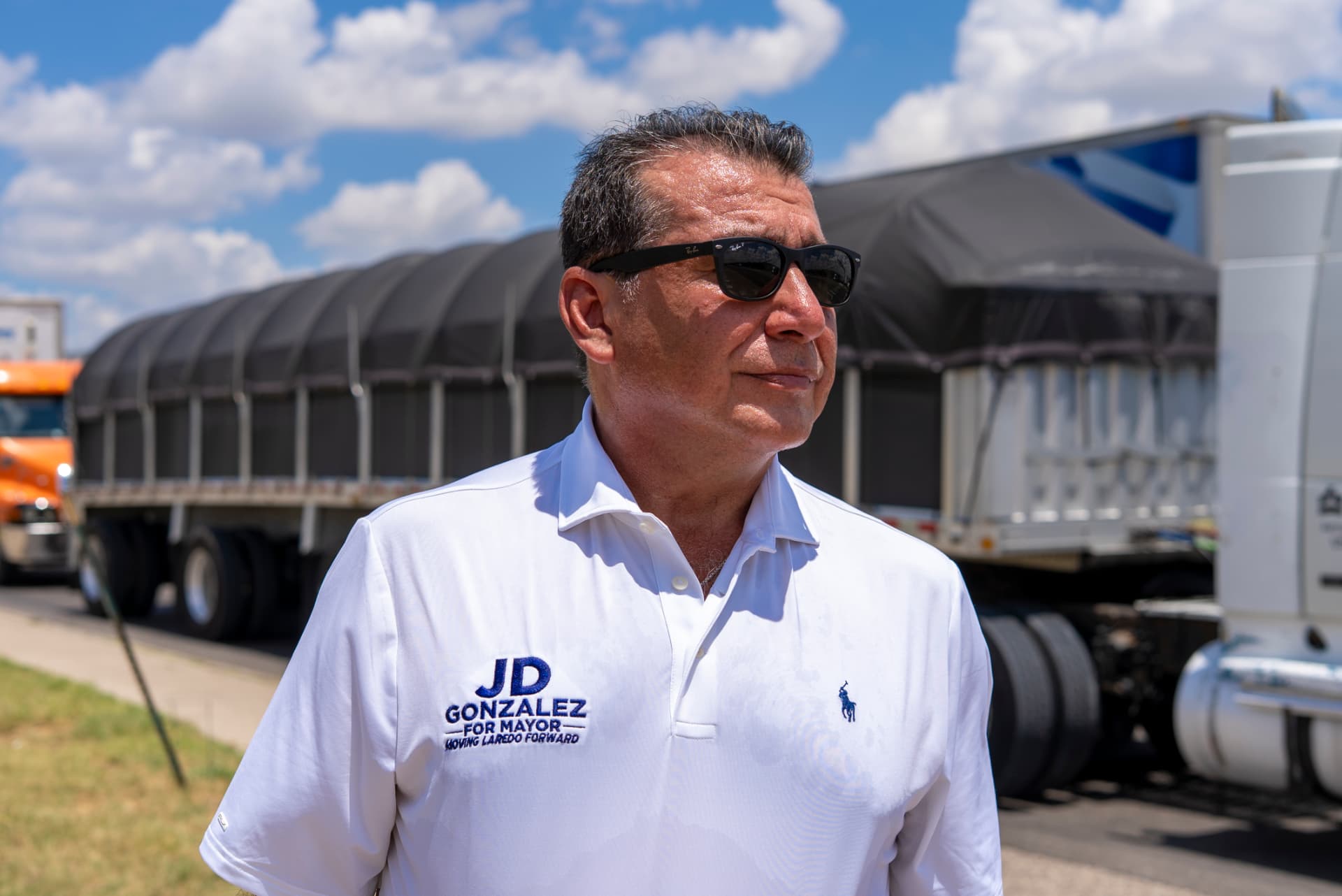 JD Gonzalez touring a Laredo logistics facility with a business owner